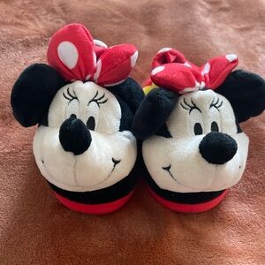 Disney Minnie Mouse Plush Kids Slippers in Black, White & Red